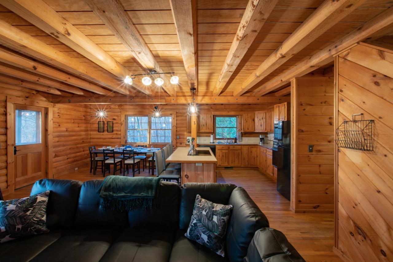 Treetops Cabin Easy To Asheville With Fast Wifi And Great View Swiss Esterno foto